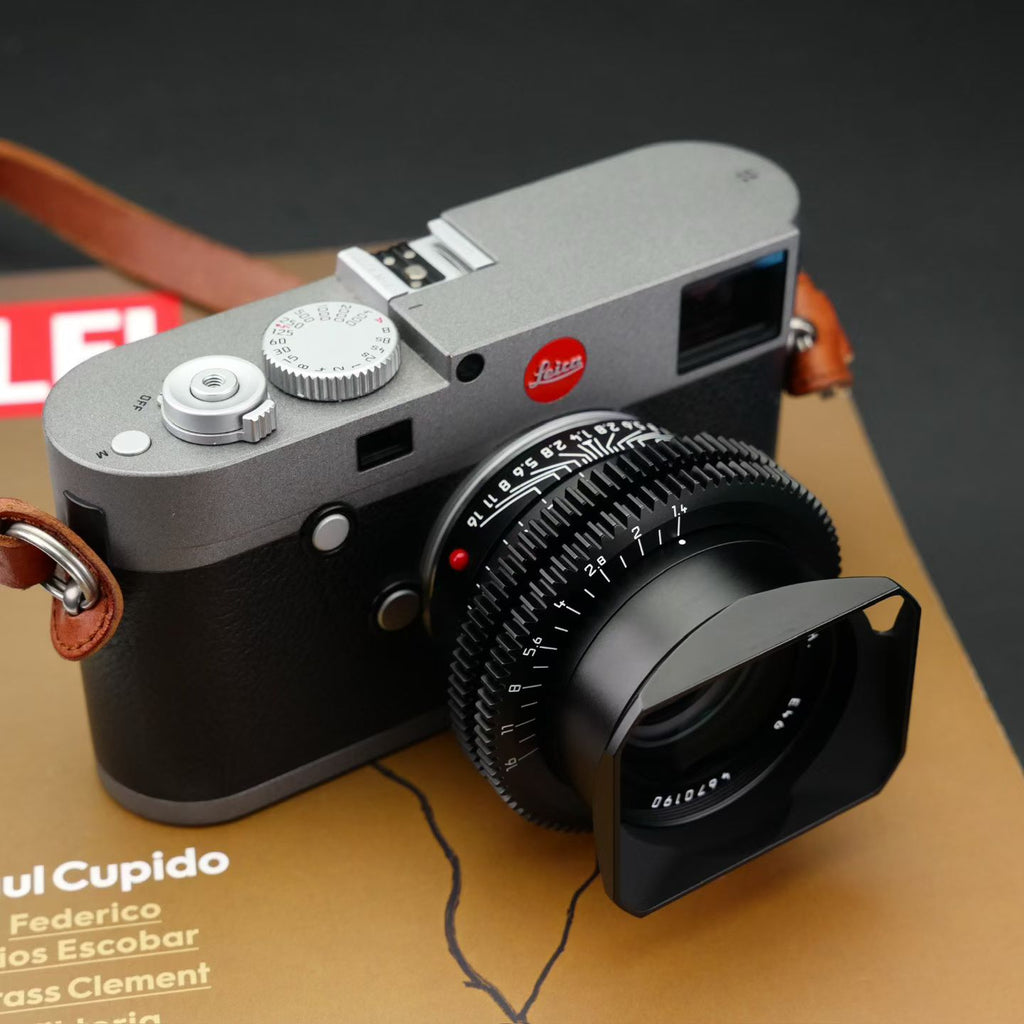 Leitz Cine 35mm M 0.8 f/1.4 Full Frame M-Mount Lens (Feet) US$6280