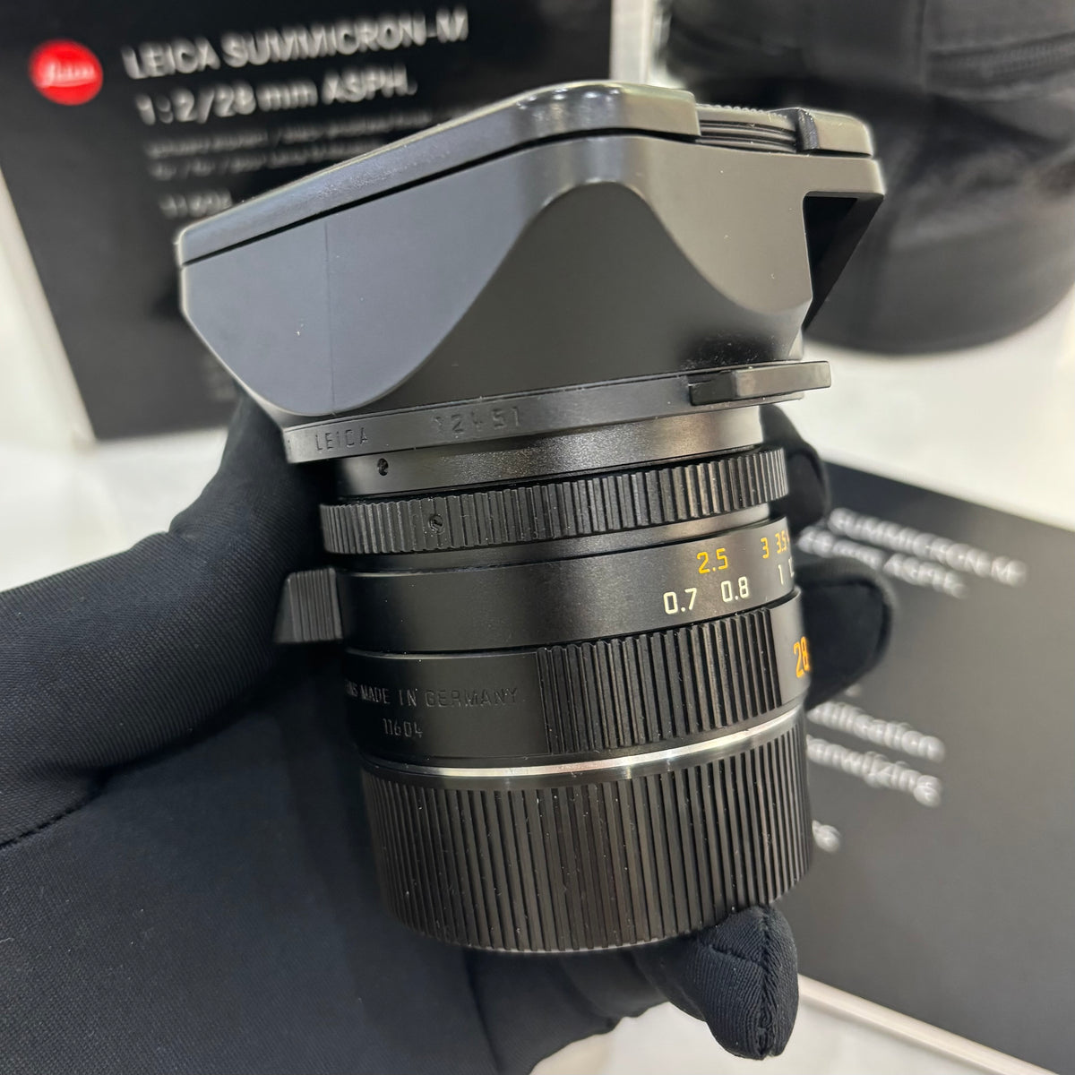 Leica M 28mm f/2 SUMMICRON-M ASPH 6-Bit SN42xx Mint Boxed US$2480