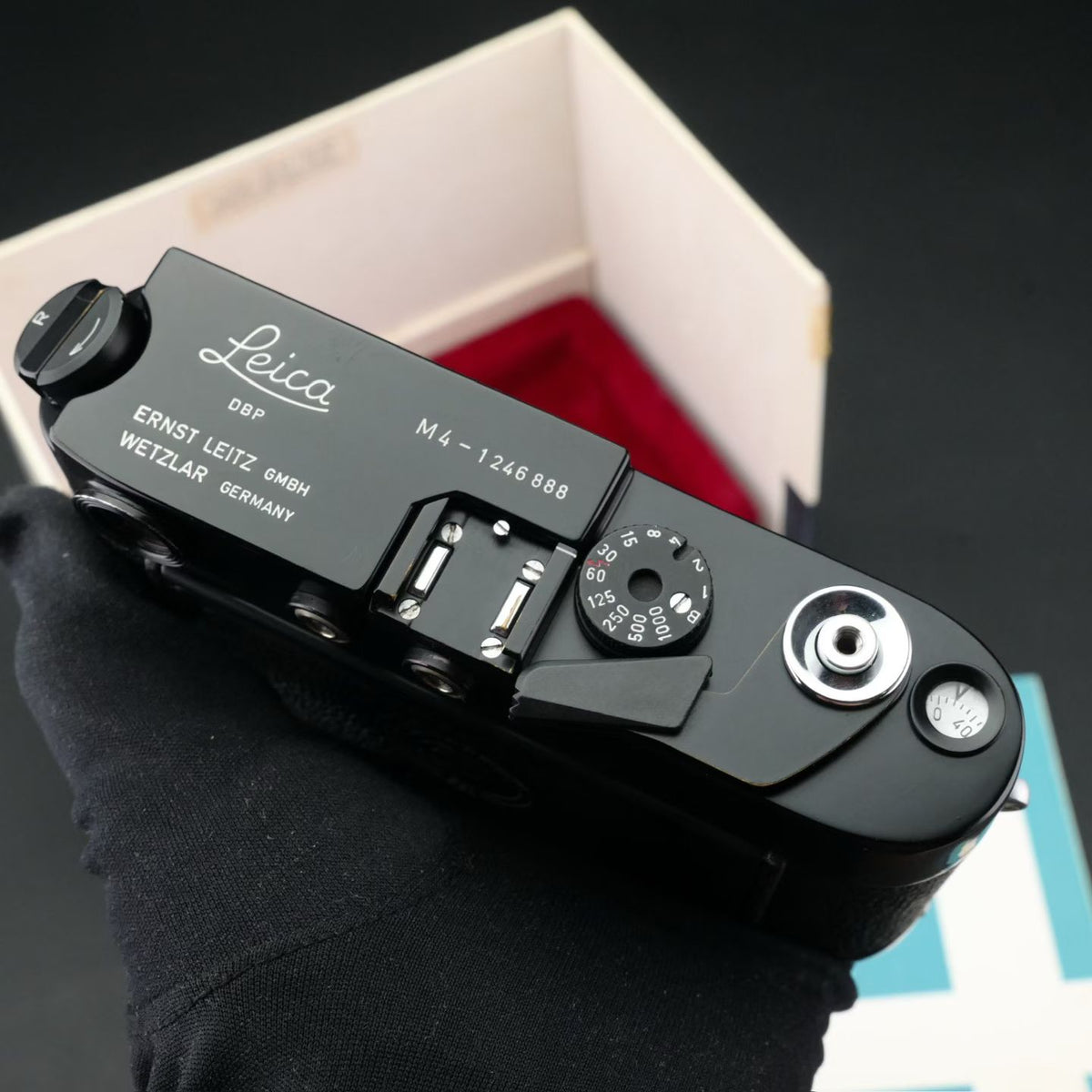 Leica M4 Black Paint Rangefinder SNxx888 Near Mint US$8950