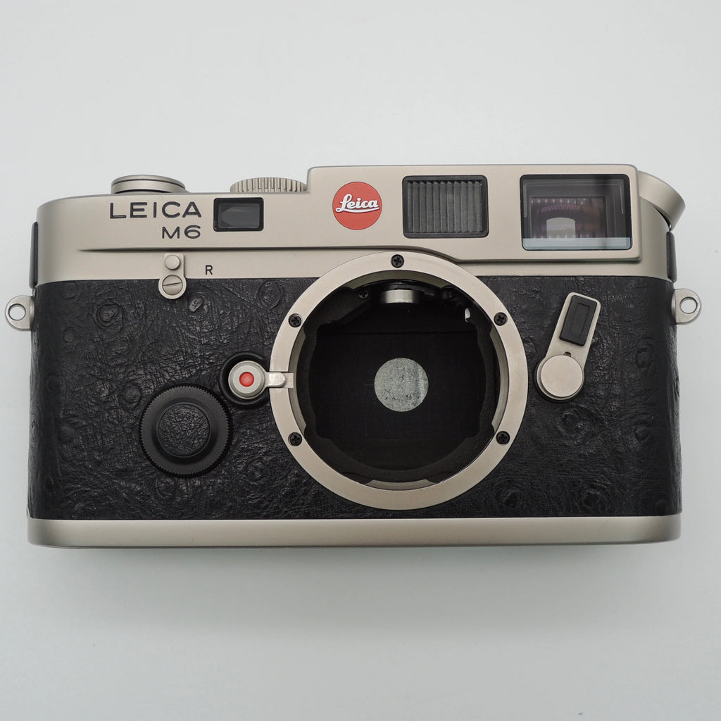 Leica M6 Titanium 0.72 Rangefinder with Ostrich Skin Near Mint US$3850