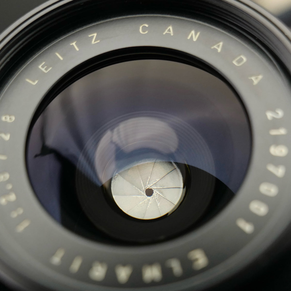 Leica M 28mm f/2.8 Elmarit v1 9 Elements 9E Mint Boxed SN219xx US$8850
