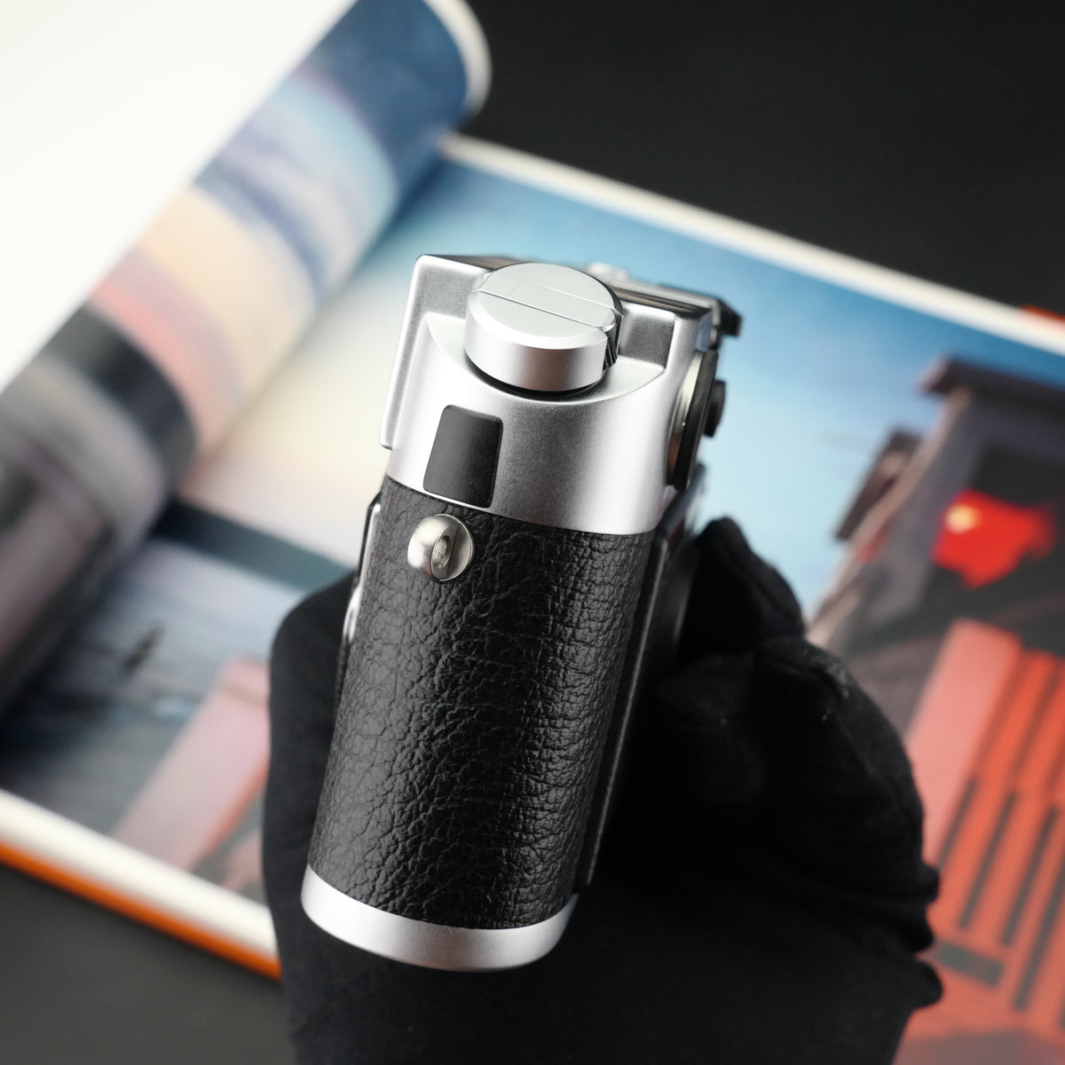 Leica M6 TTL 0.72 Silver Chrome Rangefinder Near Mint US$3880