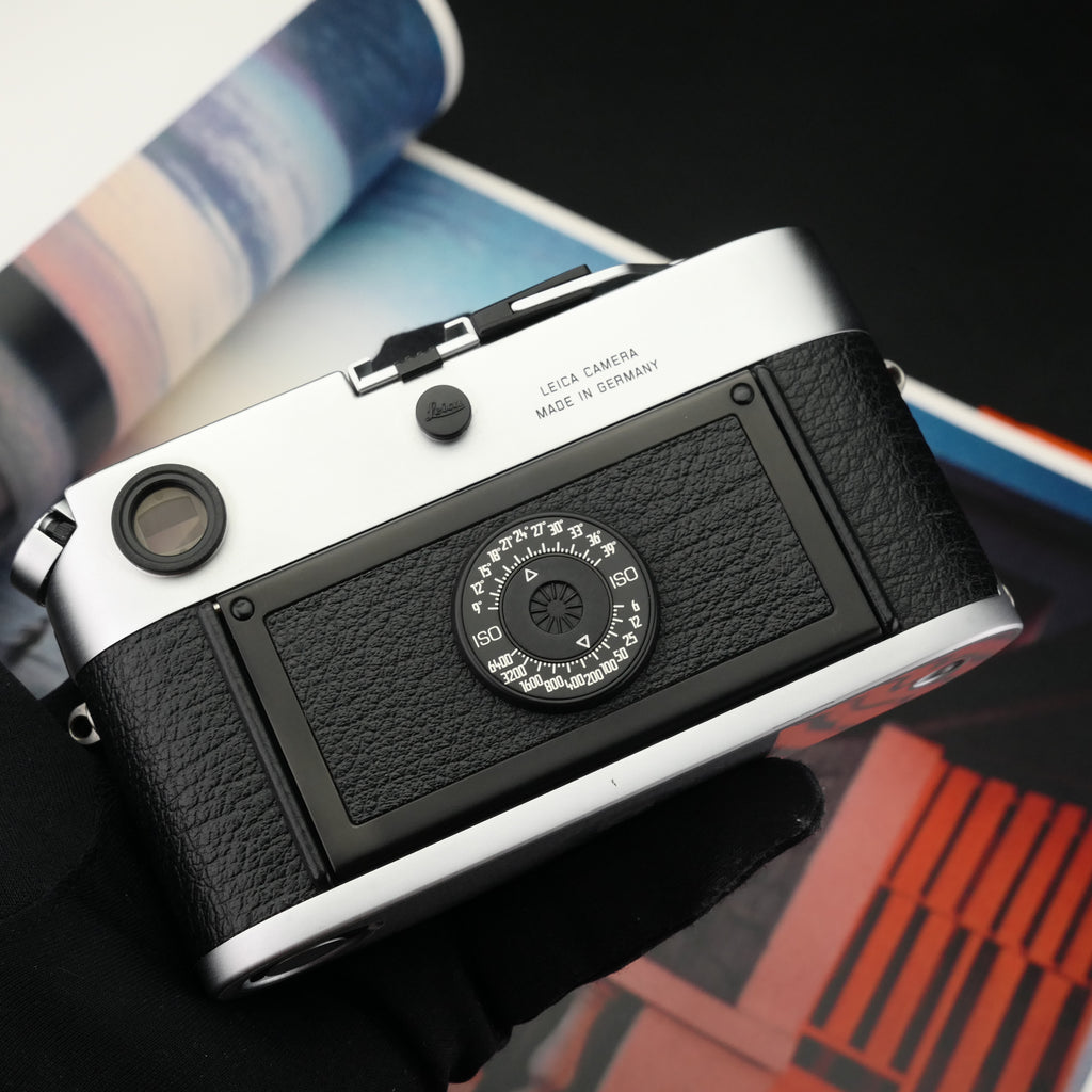 Leica M6 TTL 0.72 Silver Chrome Rangefinder Near Mint US$3880