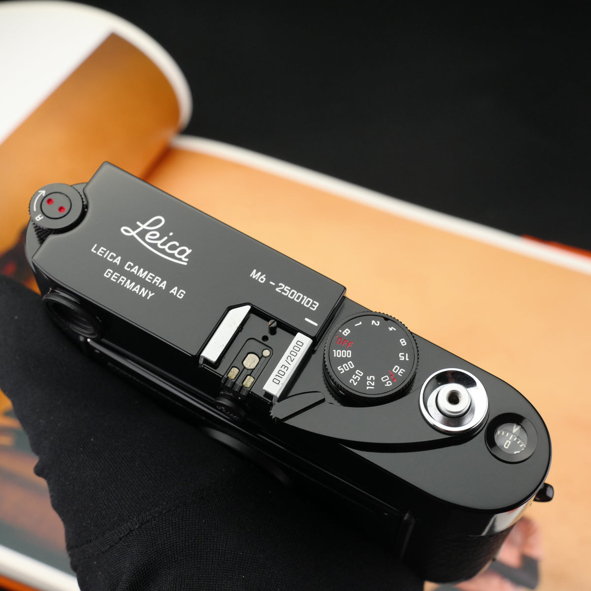 Leica M6 TTL 0.72 Millennium Black Paint Near Mint US$7250
