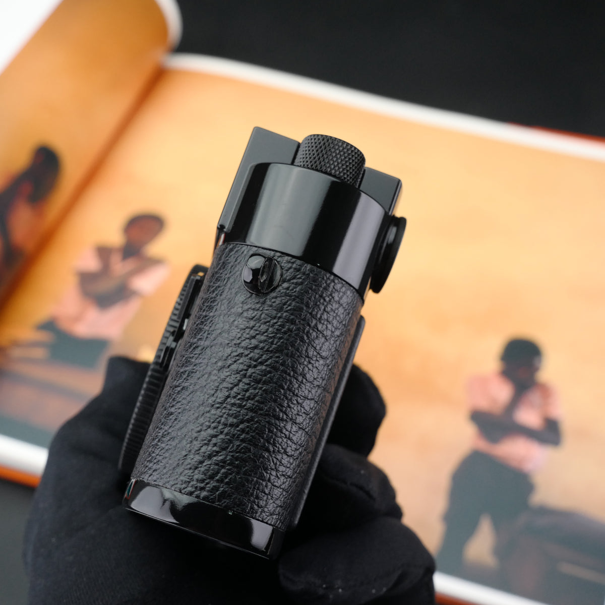 Leica M6 TTL 0.72 Millennium Black Paint Near Mint US$7250