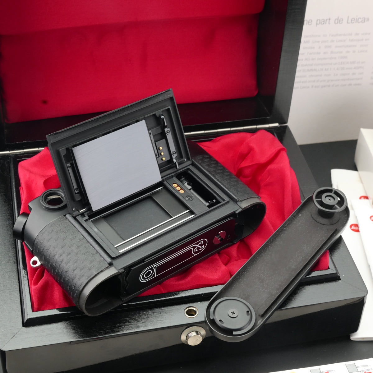 Leica M6 Ein Stuck Set with M 35/1.4 Lux Asph Like New In Box US$8950