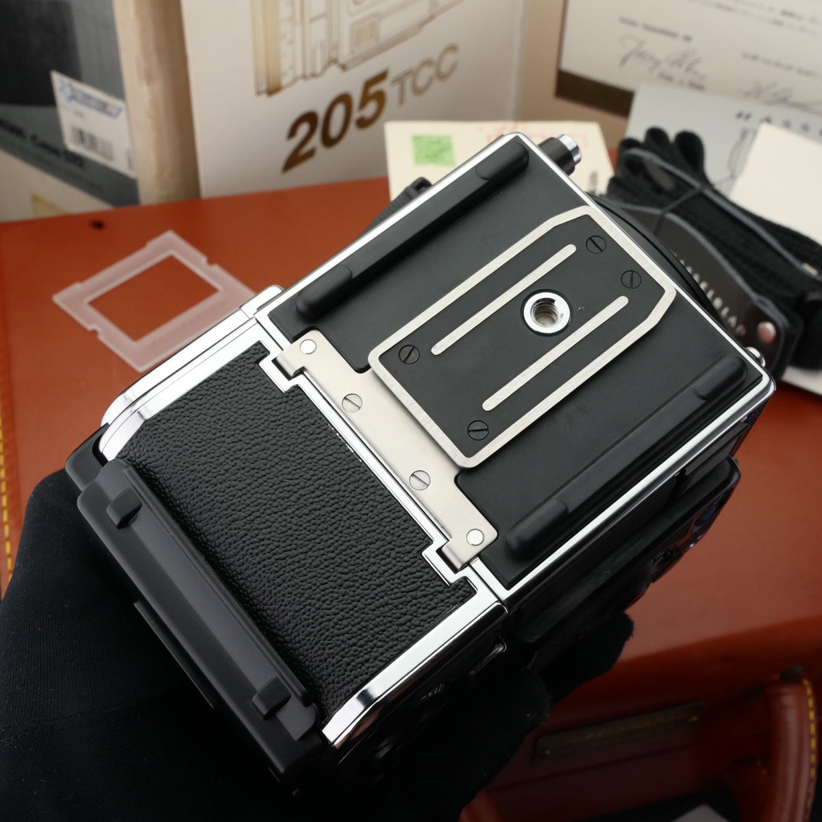 Hasselblad 205TCC Japanese Star* + E12 Set MINT US$4580
