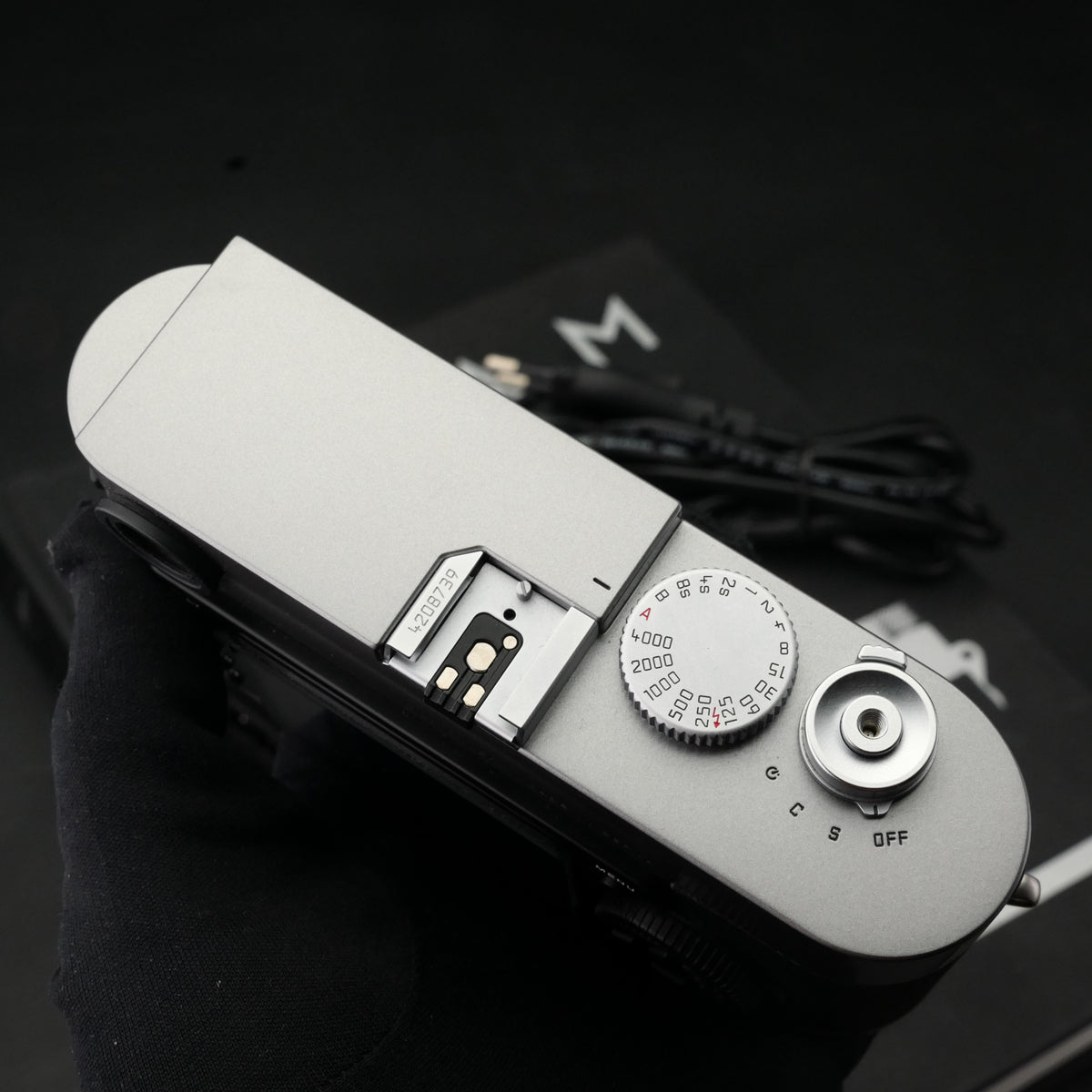 Leica M9 Steel Grey (CCD Low Pass Filter Replaced) 2K Act. MINT US$2750