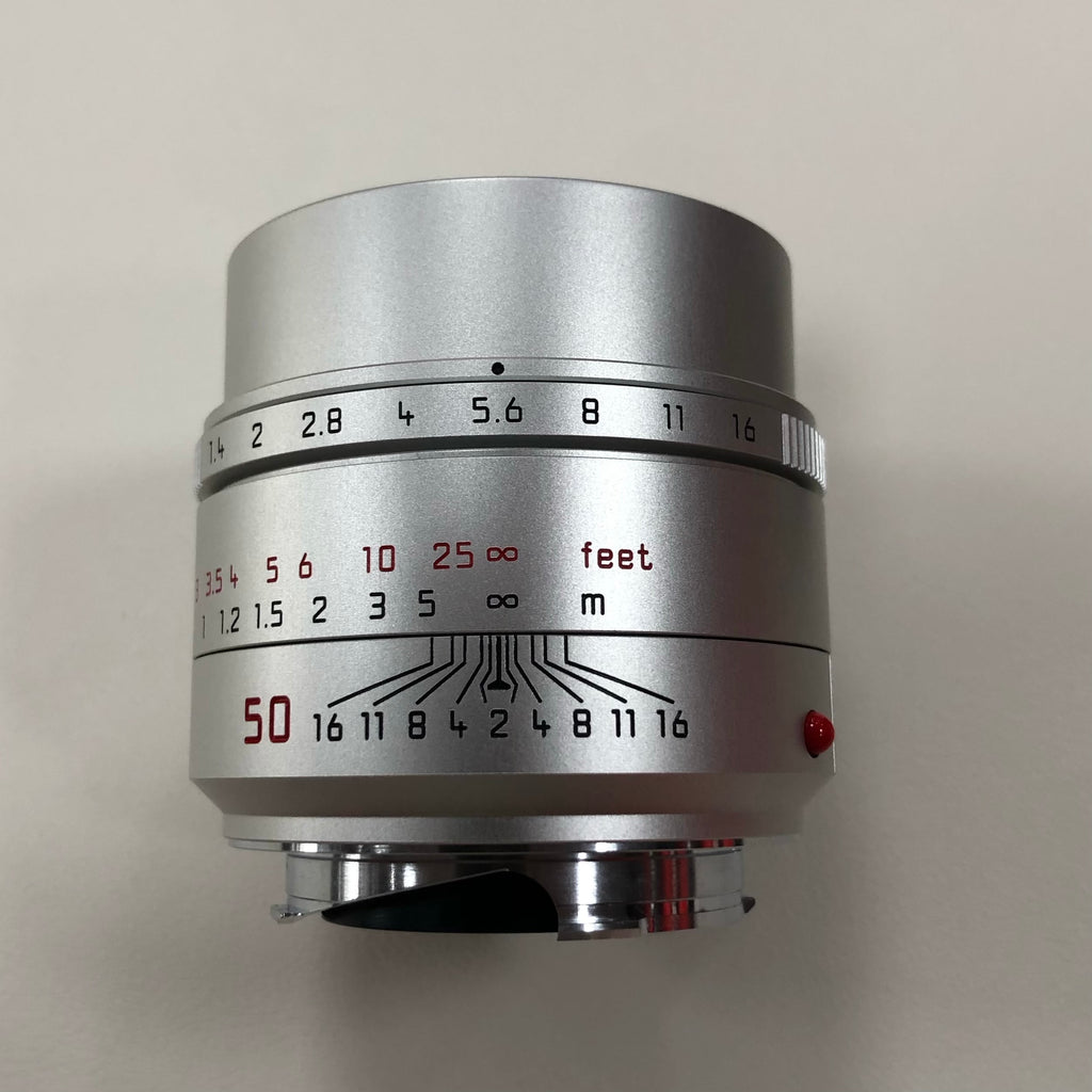 Leica M 50mm f/1.4 SUMMILUX-M ASPH Close Focus Silver Mint Boxed US$4150