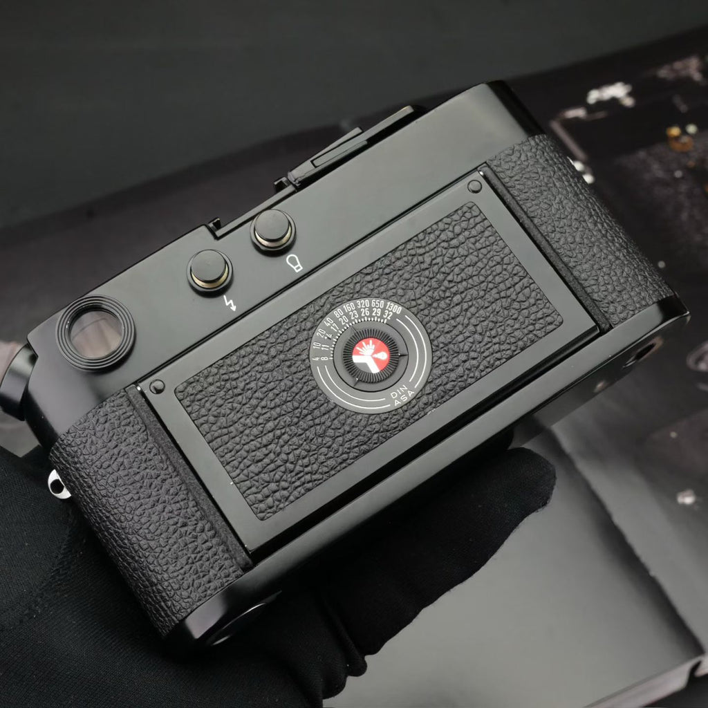 Leica M4 Black Paint Rangefinder CLA’d Near Mint US$7850