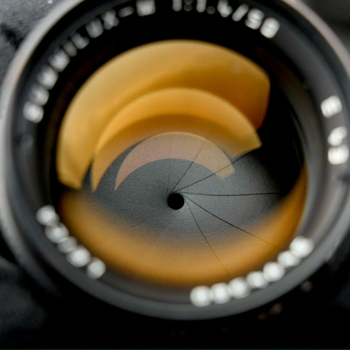 Leica M 50mm f/1.4 SUMMILUX-M Pre-Asph E43 SN349xx Golden Coating NMIB US$3880