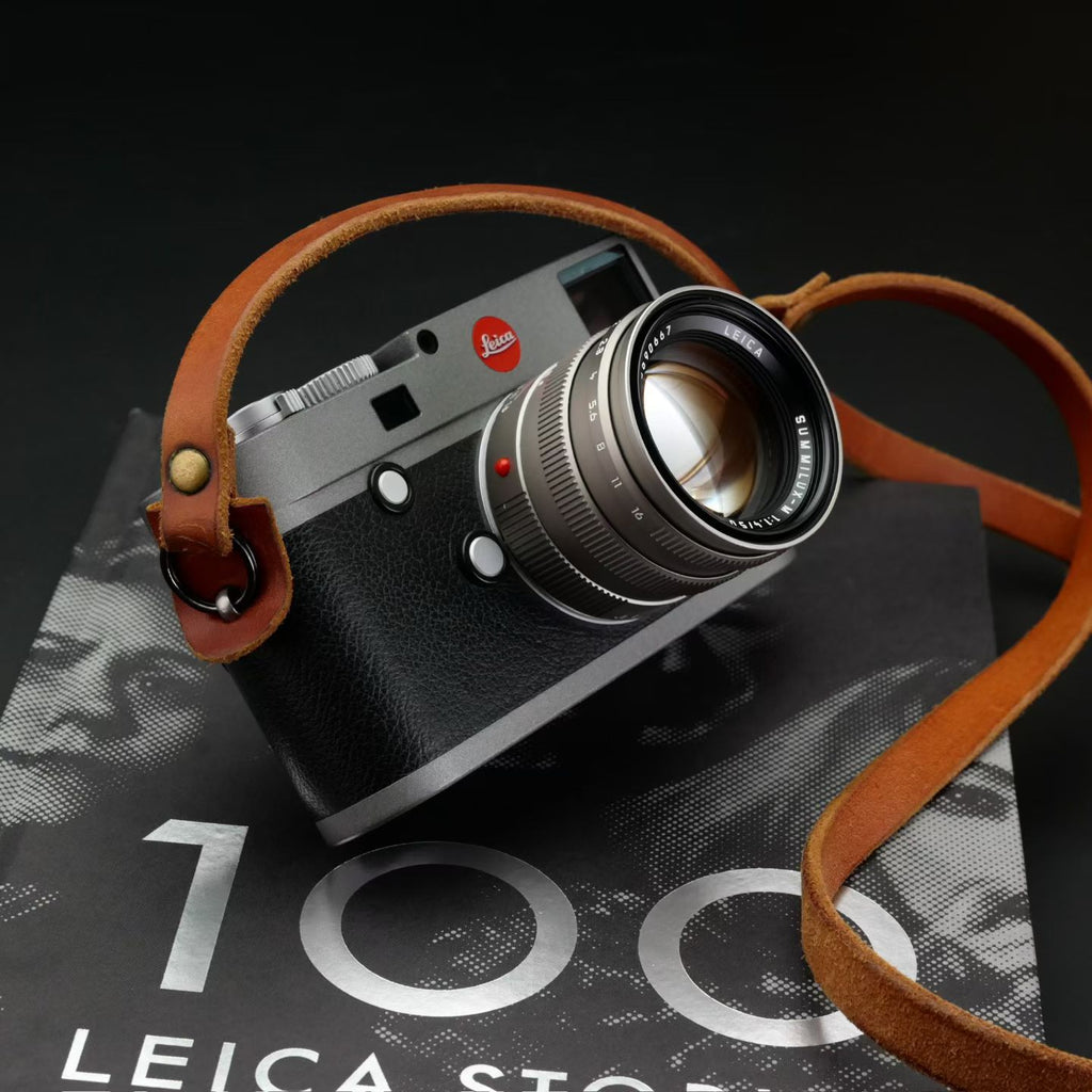 Leica M 50mm f/1.4 SUMMILUX-M Pre-Asph Titanium Like New US$3380