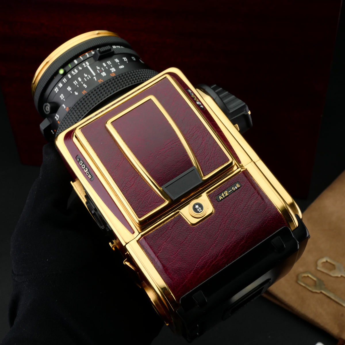 Hasselblad Star * 503CW Gold Supreme Set Unused US$11800