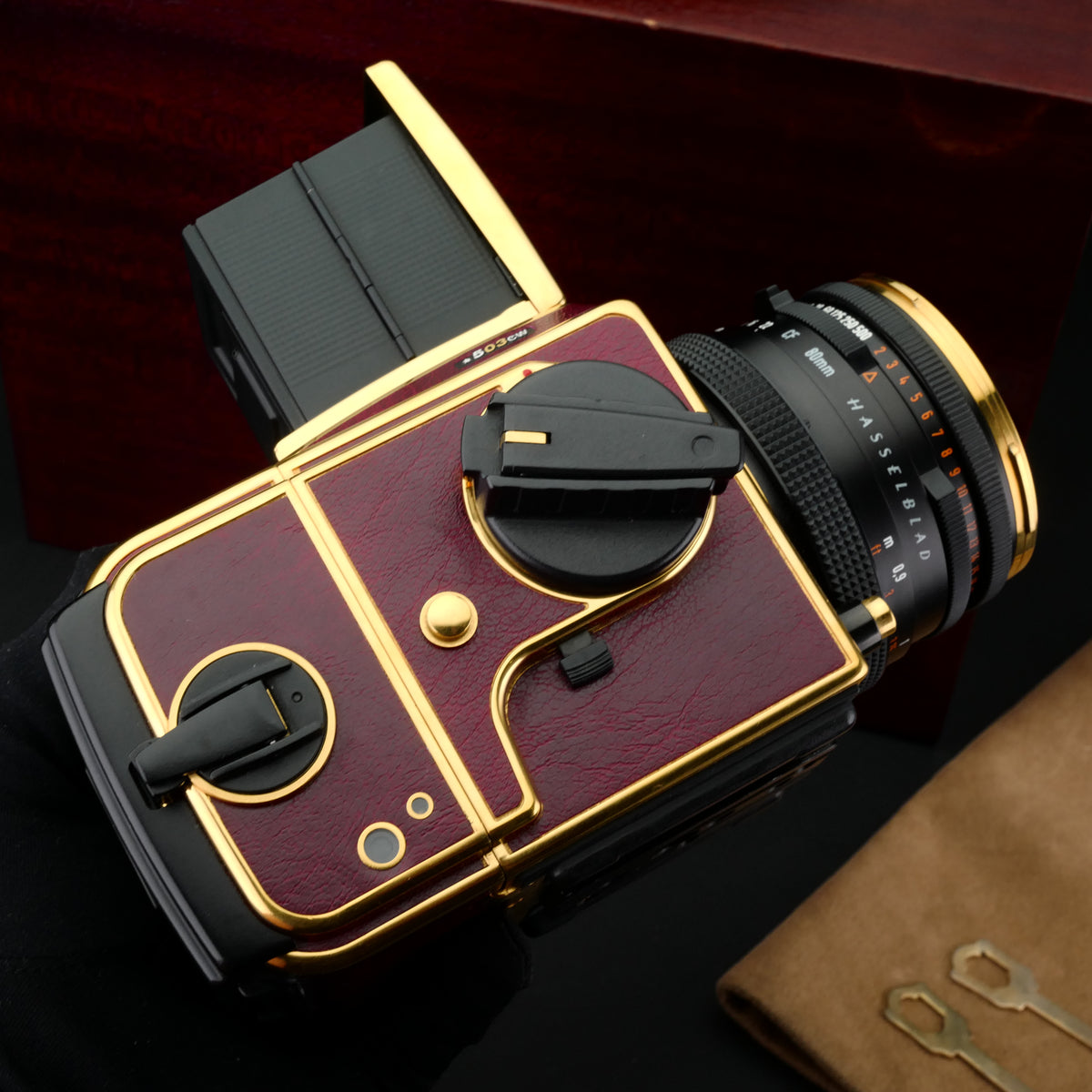 Hasselblad Star * 503CW Gold Supreme Set Unused US$11800