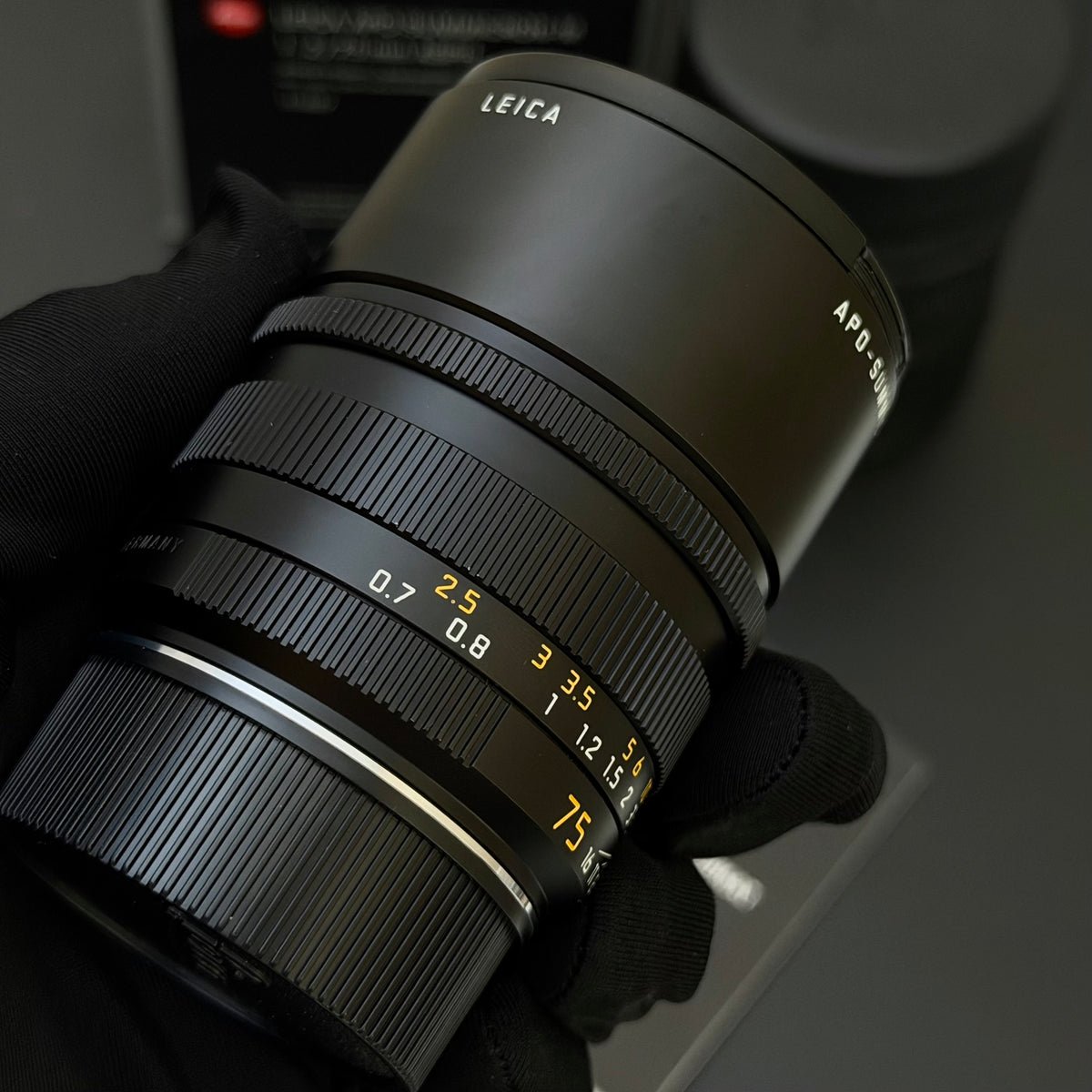 Leica M 75mm f/2 APO-SUMMICRON-M ASPH 6-Bit SN47xx NMIB Leica CLA Aug 2026
