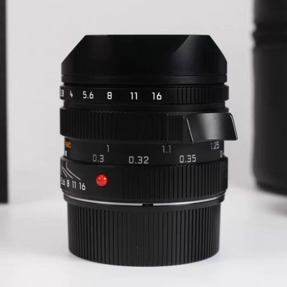 Leica M 35mm f/2 APO-SUMMICRON-M ASPH 6-Bit US$6895