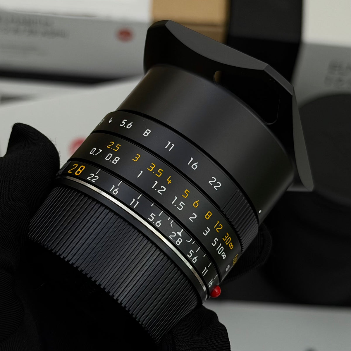 Leica M 28mm f/2.8 ELMARIT-M ASPH v2 11677 Boxed US$1550