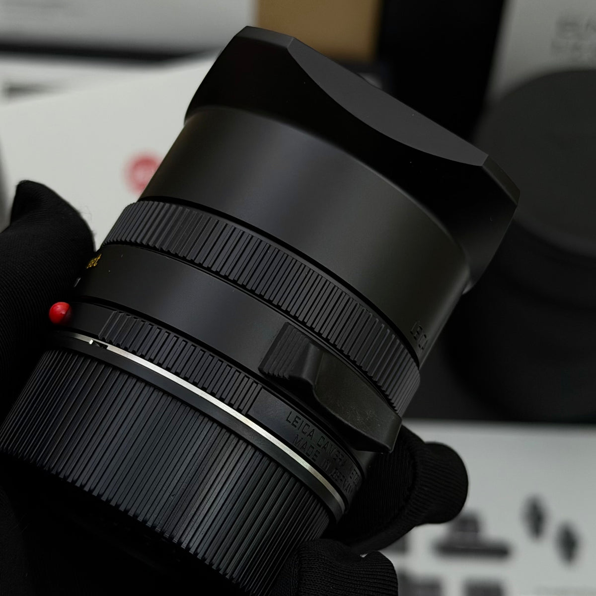 Leica M 28mm f/2.8 ELMARIT-M ASPH v2 11677 Boxed US$1550