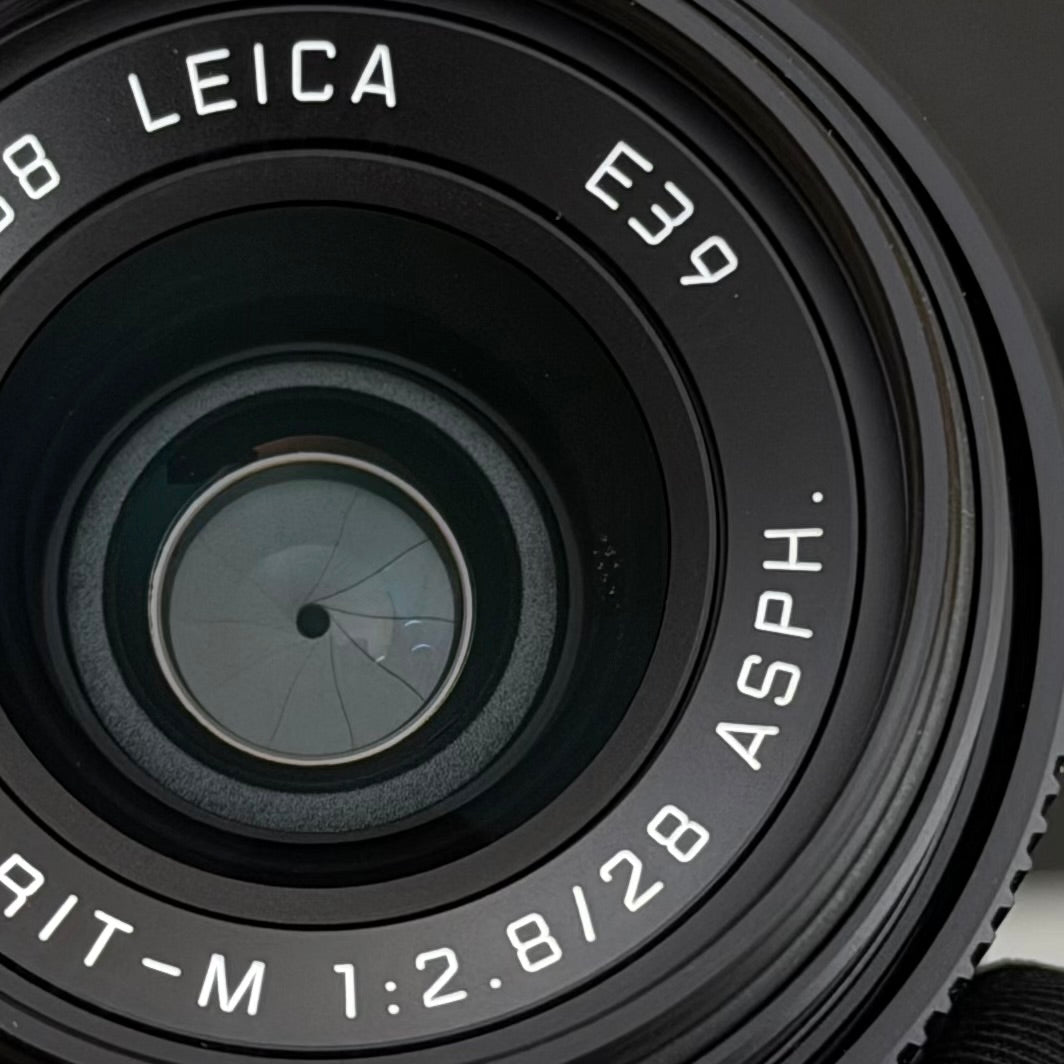 Leica M 28mm f/2.8 ELMARIT-M ASPH v2 11677 Boxed US$1550