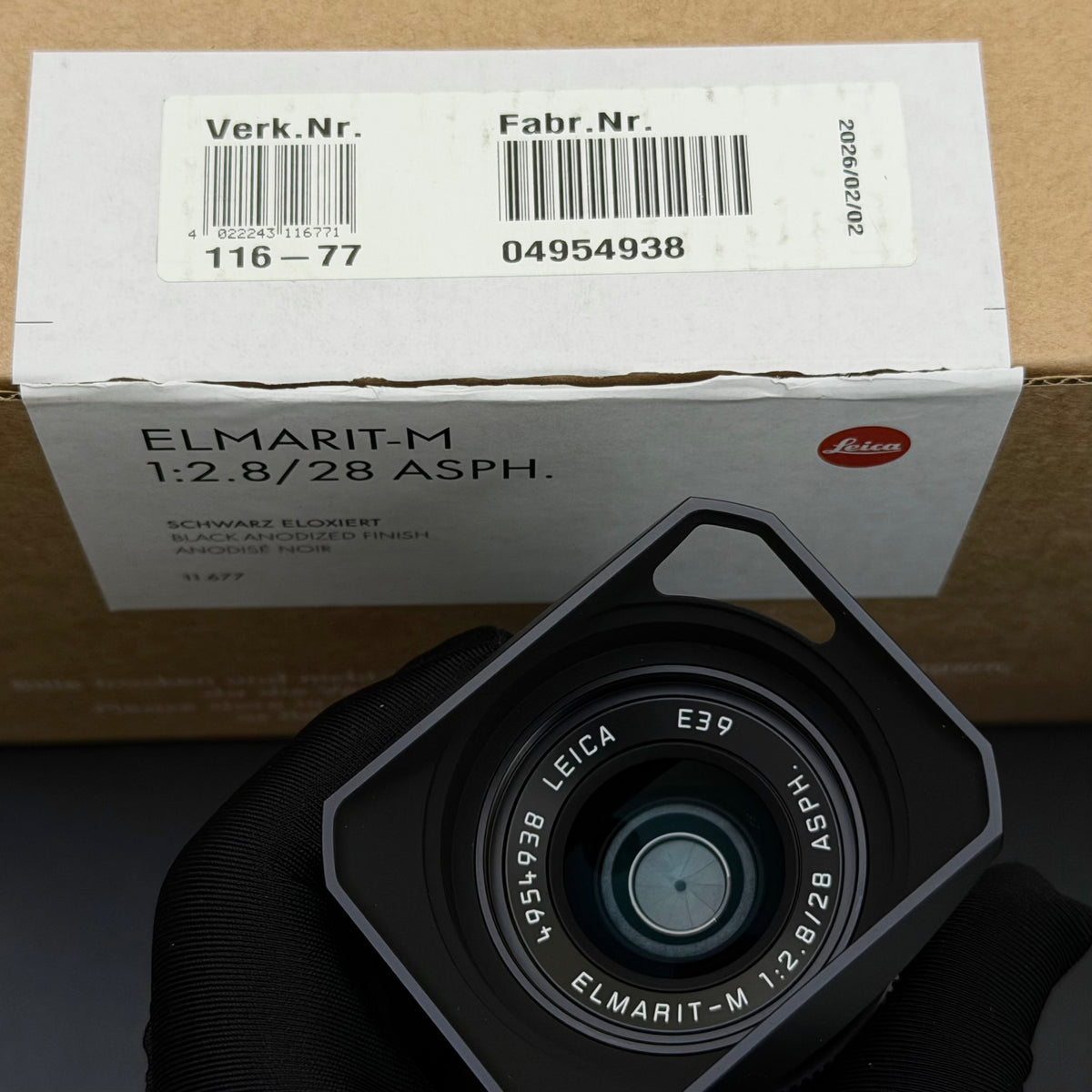 Leica M 28mm f/2.8 ELMARIT-M ASPH v2 11677 Boxed US$1550