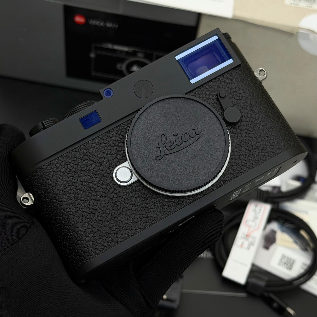 Leica M11 Black Digital Rangefinder NMIB US$6380