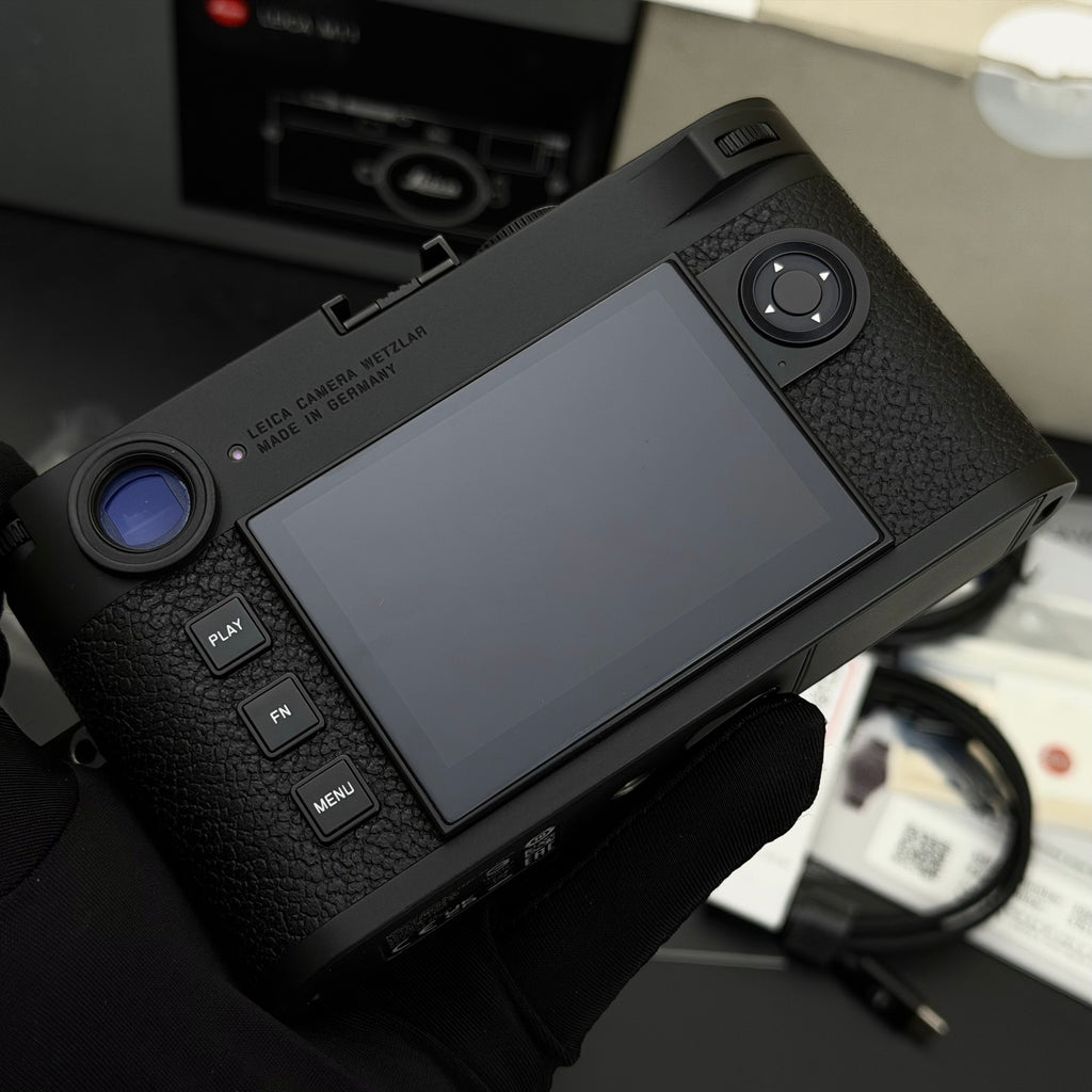Leica M11 Black Digital Rangefinder NMIB US$6380