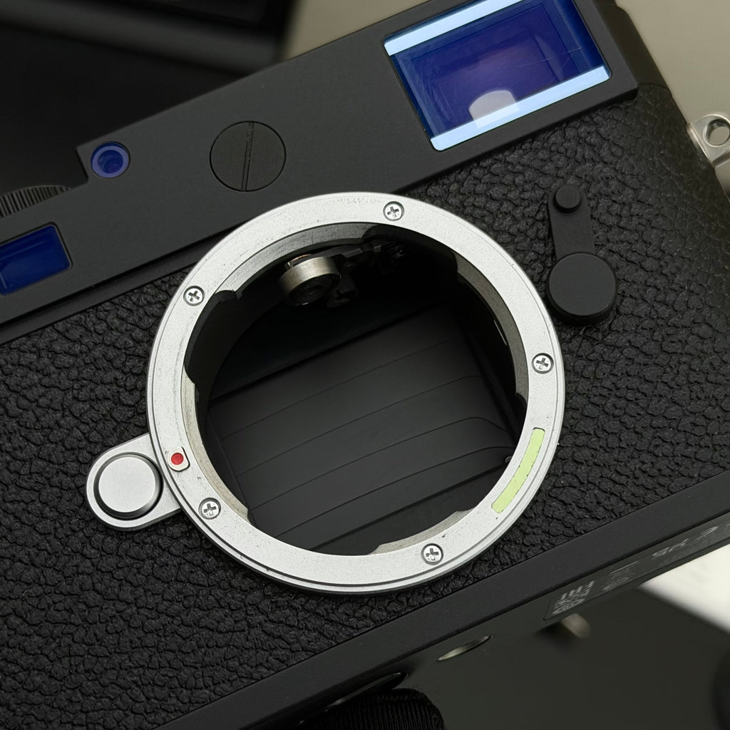 Leica M11 Black Digital Rangefinder NMIB US$6380