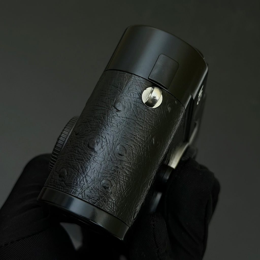Leica M9 Black Paint Repainted with Ostrich Skin (Low Pass Filter Replaced, 8K Act.) MINT US$2850