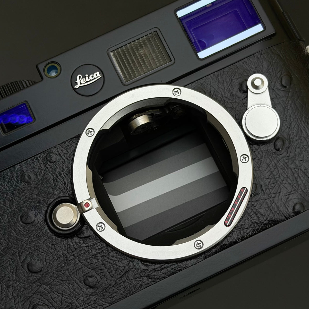 Leica M9 Black Paint Repainted with Ostrich Skin (Low Pass Filter Replaced, 8K Act.) MINT US$2850