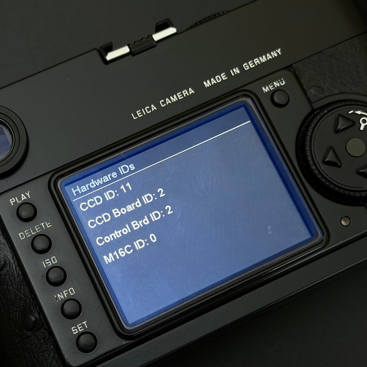 Leica M9 Black Paint Repainted with Ostrich Skin (Low Pass Filter Replaced, 8K Act.) MINT US$2850