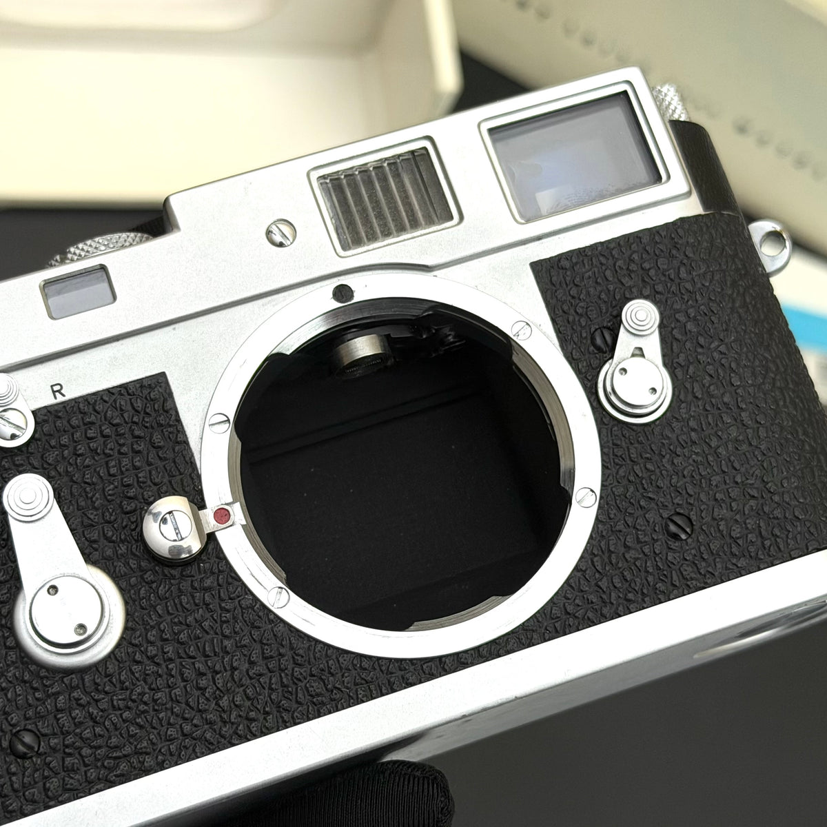 Leica M2 Silver Chrome Rangefinder with “L” Seal NMIB US$2580