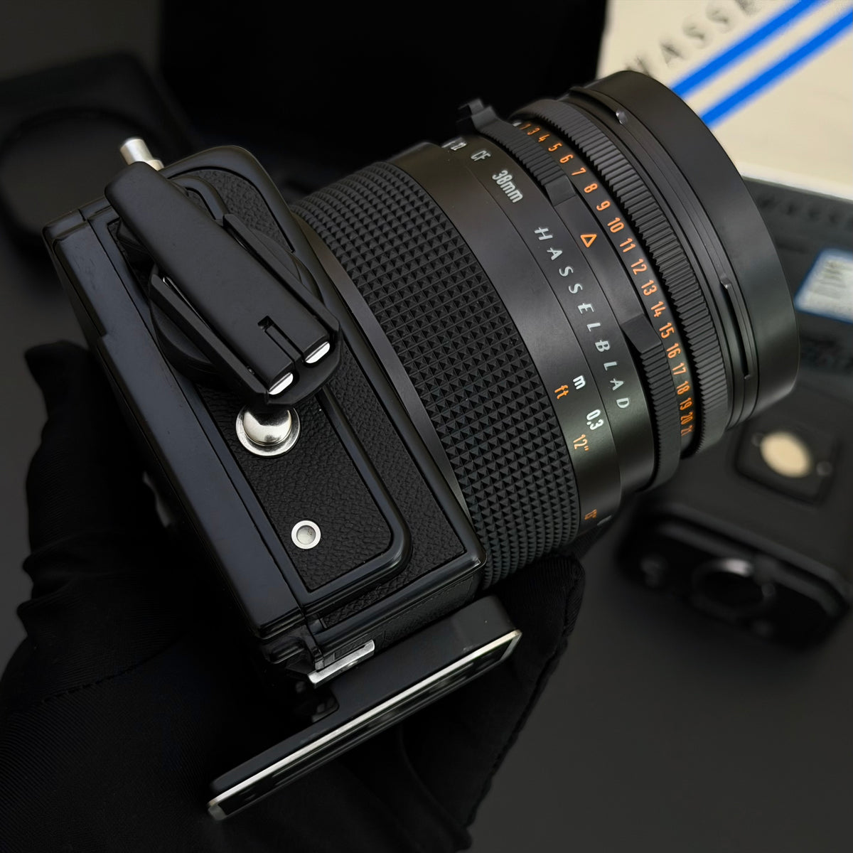 Hasselblad SWC/M with 38/4.5 Biogon T* CF + VFD + A12 Set NMIB US$3850