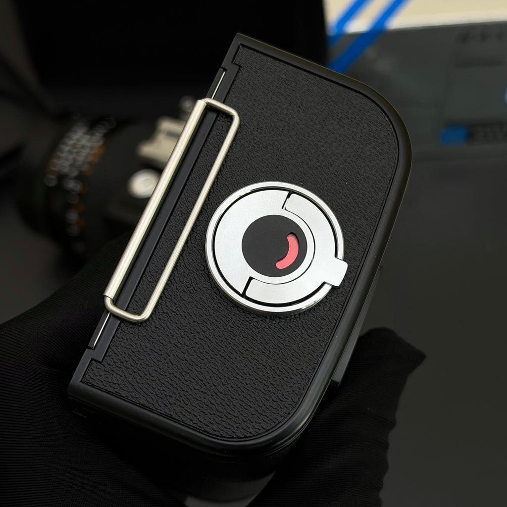 Hasselblad SWC/M with 38/4.5 Biogon T* CF + VFD + A12 Set NMIB US$3850