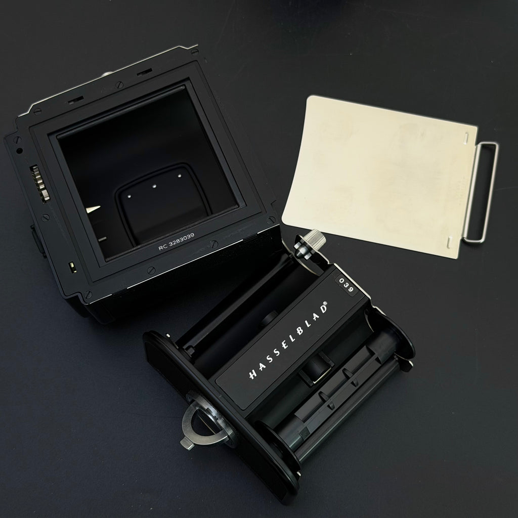 Hasselblad SWC/M with 38/4.5 Biogon T* CF + VFD + A12 Set NMIB US$3850