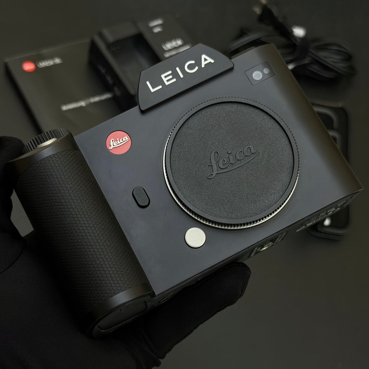 Leica SL (Typ 601) Digital Camera Near Mint US$1580