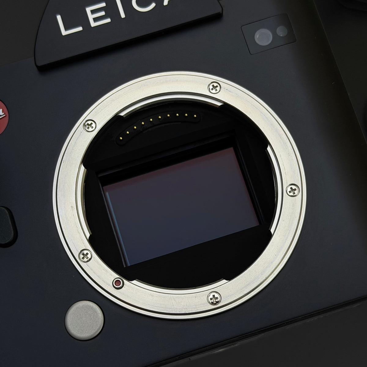 Leica SL (Typ 601) Digital Camera Near Mint US$1580