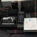 Leica M8 Silver Chrome Digital Rangefinder 7.4K Act. MINT US$1980