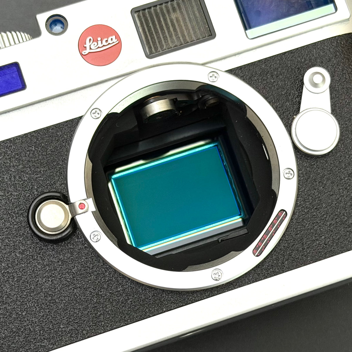 Leica M8 Silver Chrome Digital Rangefinder 7.4K Act. MINT US$1980