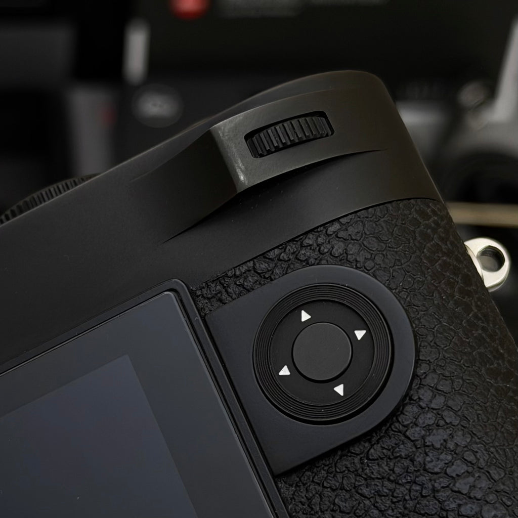 Leica M10-R M10R Black Chrome Digital Rangefinder Boxed US$5780