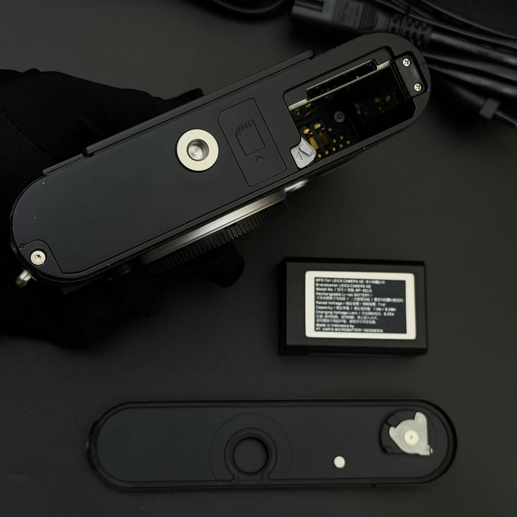 Leica M10-R M10R Black Chrome Digital Rangefinder Boxed US$5780