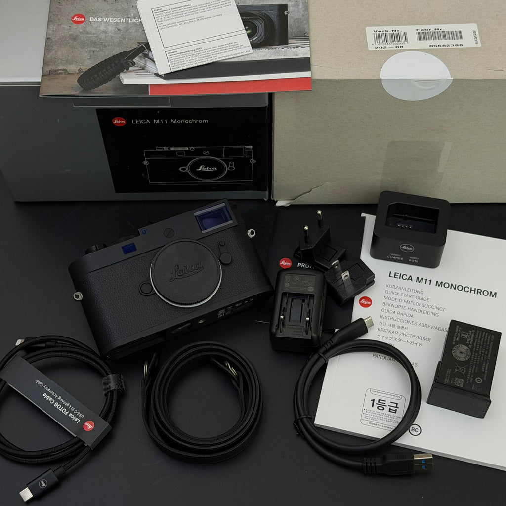 Leica M11-M M11M Monochrom Digital Rangefinder US$6950