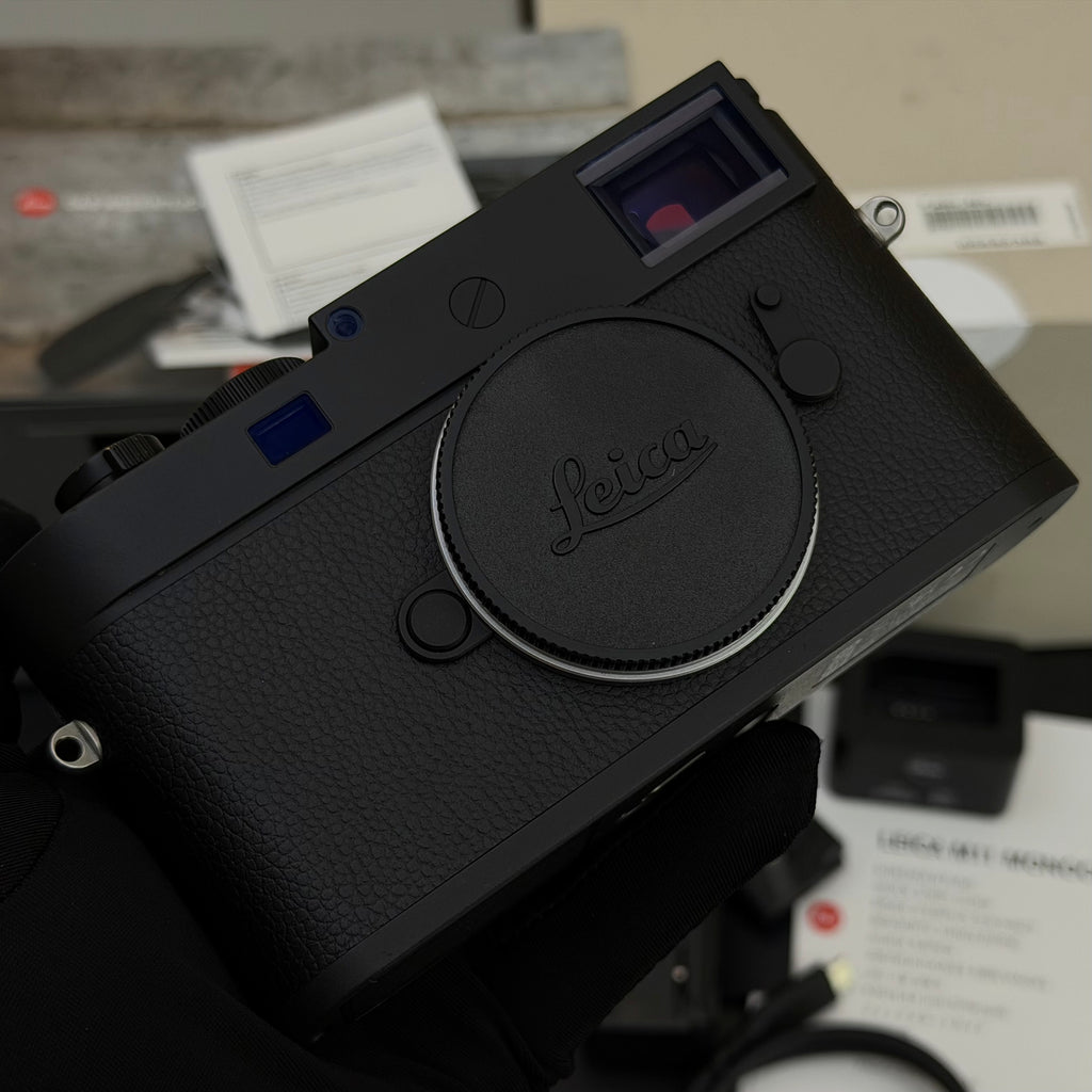 Leica M11-M M11M Monochrom Digital Rangefinder US$6950