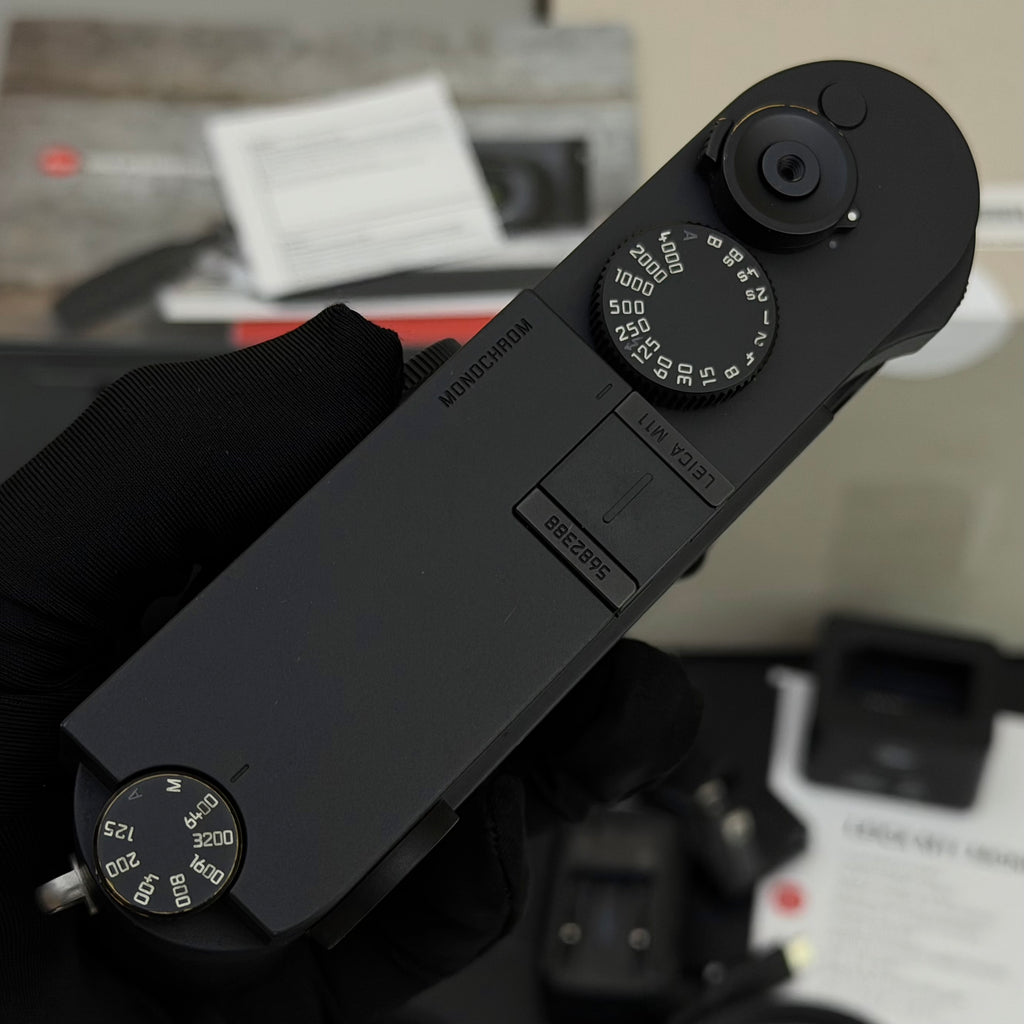 Leica M11-M M11M Monochrom Digital Rangefinder US$6950