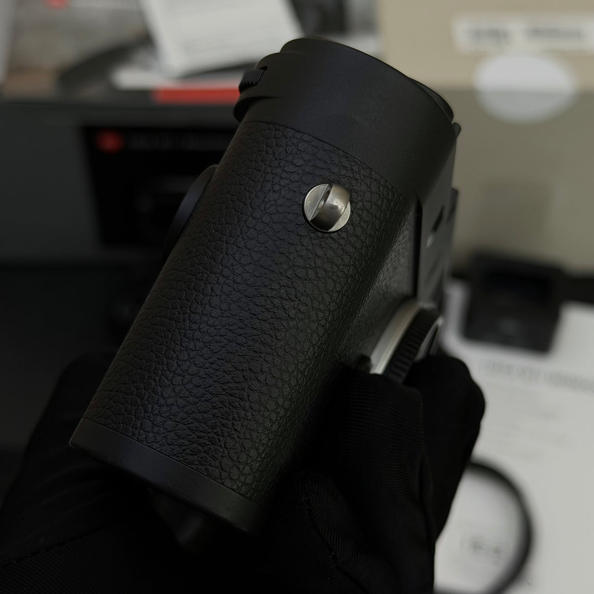 Leica M11-M M11M Monochrom Digital Rangefinder US$6950