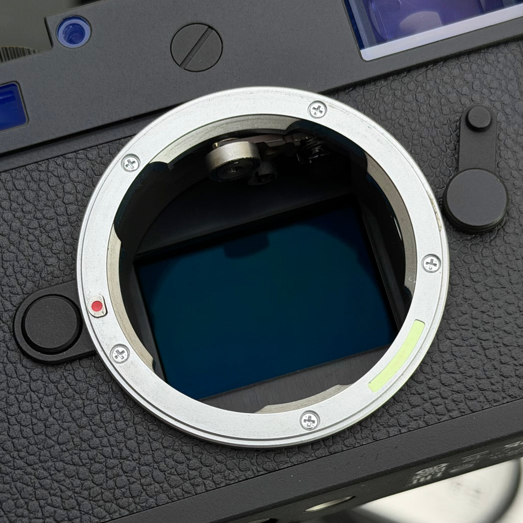 Leica M11-M M11M Monochrom Digital Rangefinder US$6950