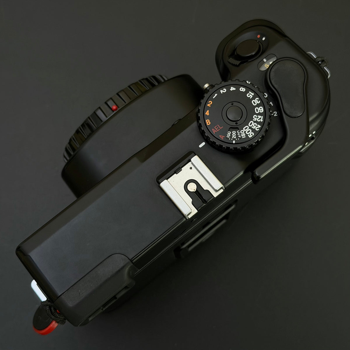 Mamiya 7II + 80/4 + 43/4.5 + Pano Kit + PL Kit Near Mint US$7580
