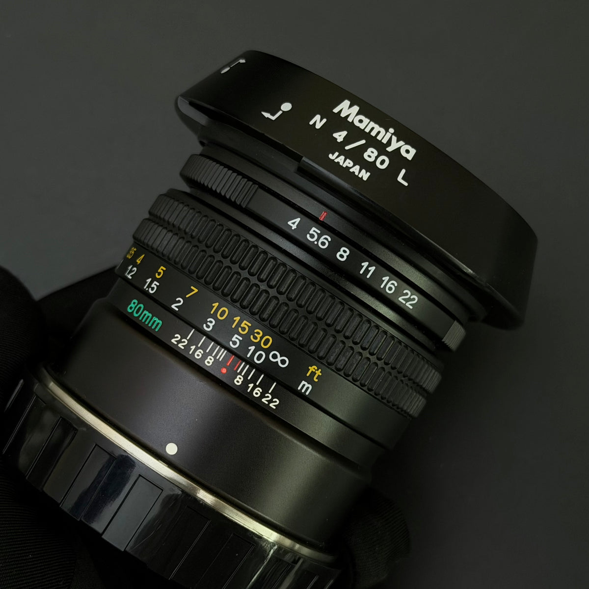 Mamiya 7II + 80/4 + 43/4.5 + Pano Kit + PL Kit Near Mint US$7580