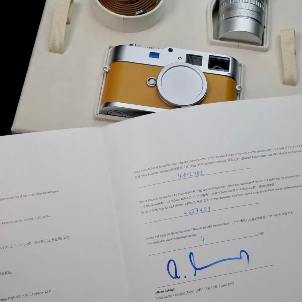 Leica M9-P M9p Hermes Edition + 50/1.4 Lux Set Unused US$16800