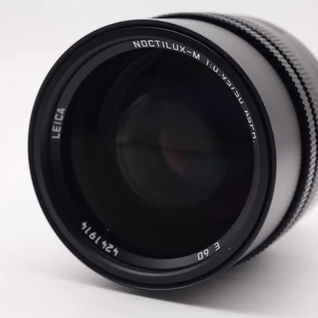 Leica M 50mm f/0.95 NOCTILUX-M ASPH 6-Bit Near Mint US$5680