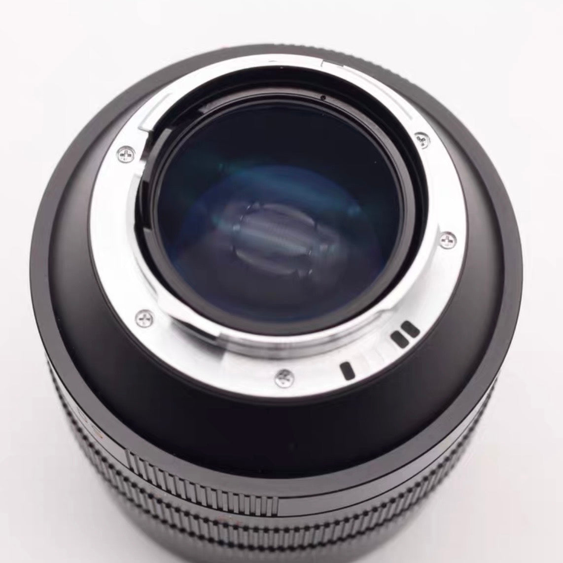 Leica M 50mm f/0.95 NOCTILUX-M ASPH 6-Bit Near Mint US$5680
